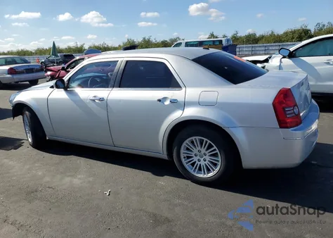 2010 Chrysler 300 Touring from USA, damaged, VIN 2C3CA5CV4AH185475